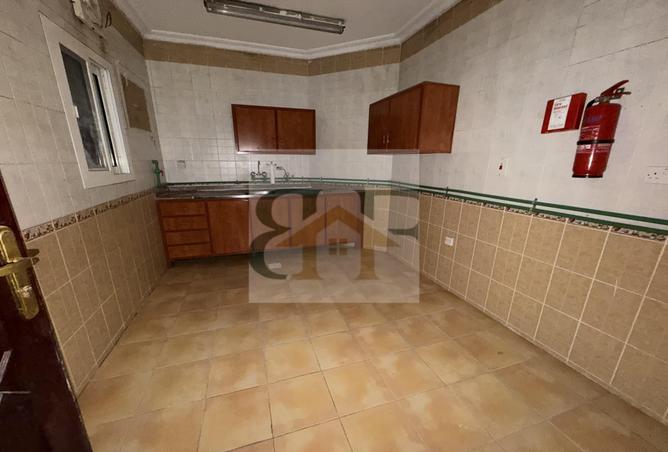 952811 - Property Image 3