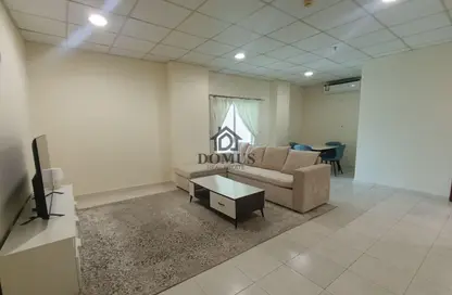 Apartment - 2 Bedrooms - 2 Bathrooms for rent in Al Zubair Bakkar Street - Al Sadd - Doha
