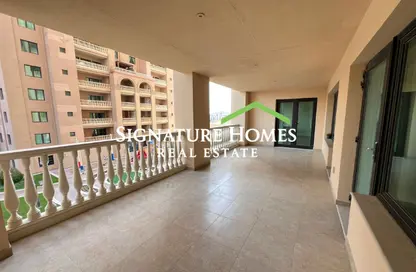 Apartment - 2 Bedrooms - 3 Bathrooms for rent in East Porto Drive - Porto Arabia - The Pearl Island - Doha