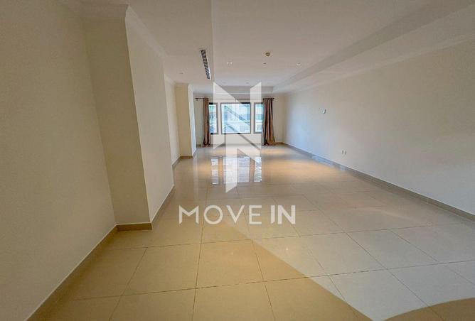 963285 - Property Image 2