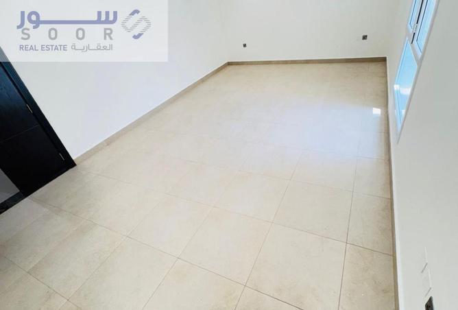 927134 - Property Main Image
