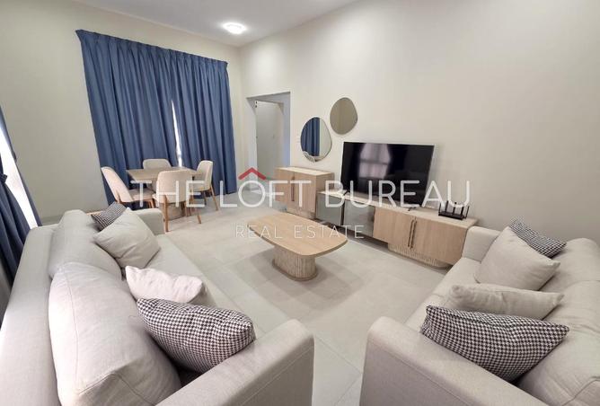 957267 - Property Image 2