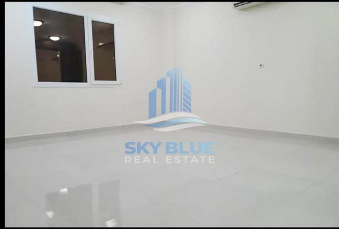 723325 - Property Image 3