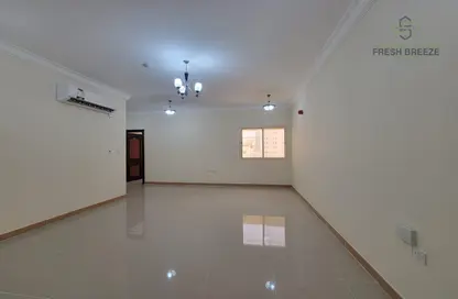 Apartment - 2 Bedrooms - 2 Bathrooms for rent in Al Mansoura - Al Mansoura - Doha