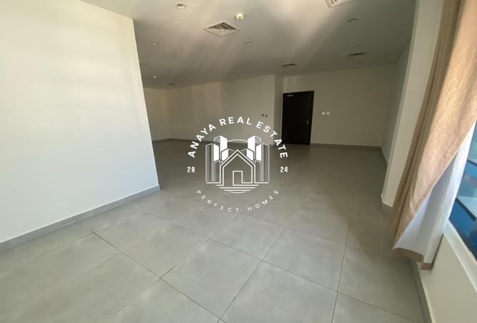 971256 - Property Image 2