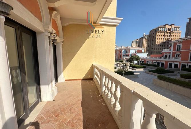 953569 - Property Image 2