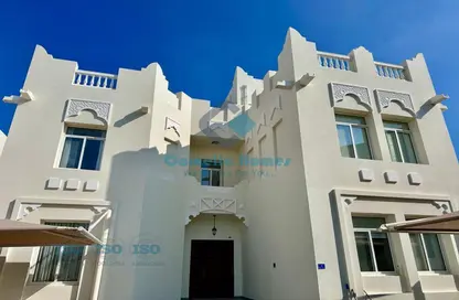 مجمع سكني - 4 غرف نوم - 5 حمامات للايجار في شارع بحيرة الخليج الغربي - بحيرة وست لاجون - الدوحة