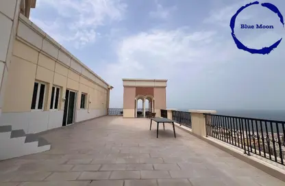 (بنتهاوس  (روف - 2 غرف نوم - 3 حمامات للايجار في فيفا بحرية شرق - فيفا بحرية - جزيرة اللؤلؤة - الدوحة
