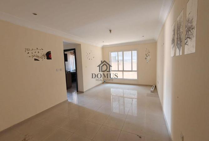 942869 - Property Main Image