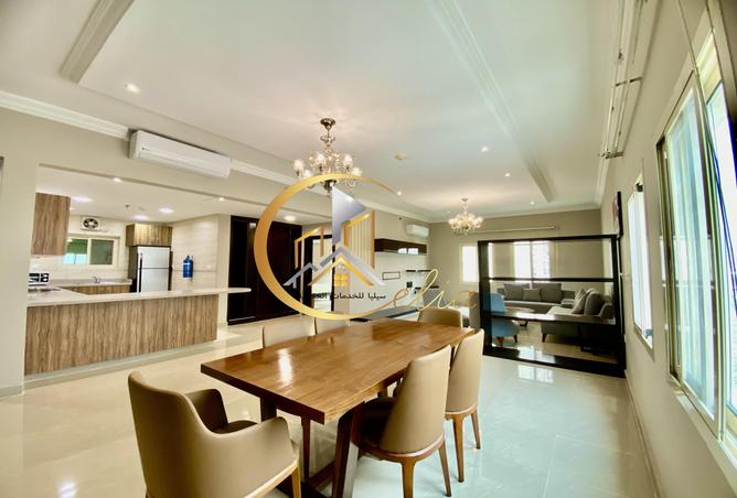 838604 - Property Image 2