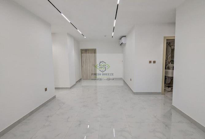 964084 - Property Main Image