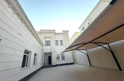 Villa - 7 Bedrooms - 7+ Bathrooms for sale in Izghawa - Izghawa - Doha