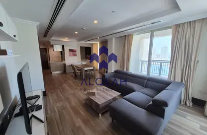Apartment - 1 Bedroom - 2 Bathrooms for rent in Viva East - Viva Bahriyah - The Pearl Island - Doha