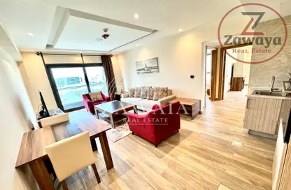 Apartment - 2 Bedrooms - 3 Bathrooms for rent in Al Sadd Road - Al Sadd - Doha