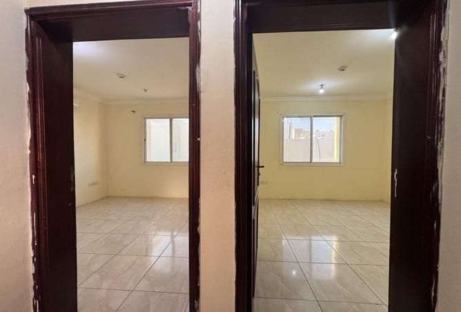 940079 - Property Image 3