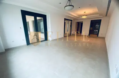 Apartment - 2 Bedrooms - 3 Bathrooms for rent in West Porto Drive - Porto Arabia - The Pearl Island - Doha