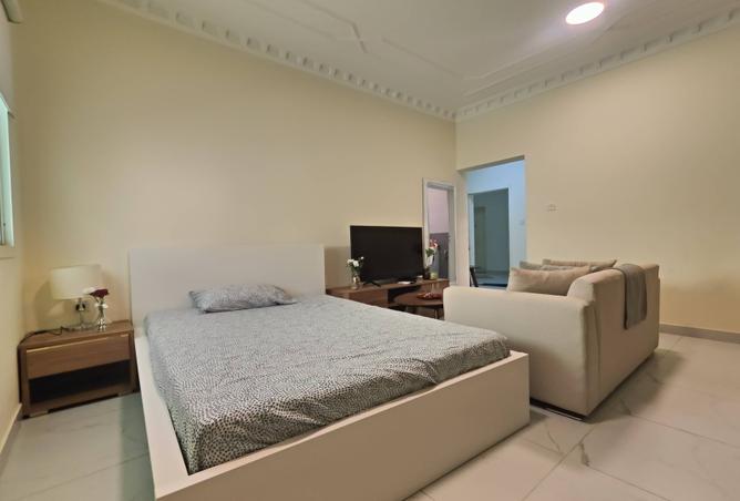 1001282 - Property Image 2