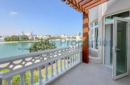 فيلا - 4 غرف نوم - 5 حمامات للايجار في فلل واست باي لاغون - وست باي لاجون - بحيرة وست لاجون - الدوحة