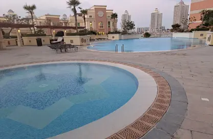 Apartment - Studio - 1 Bathroom for rent in Viva West - Viva Bahriyah - The Pearl Island - Doha