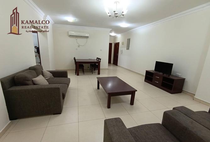 954175 - Property Image 2