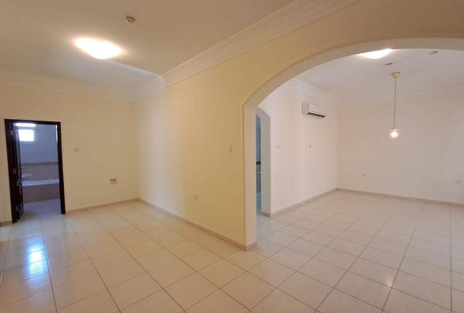 996066 - Property Image 2