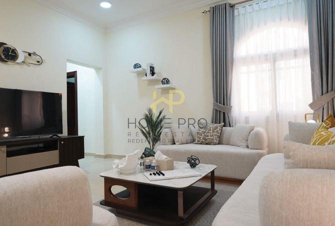 951392 - Property Image 3