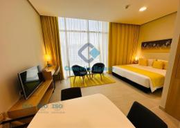 Studio - 2 bathrooms for rent in Ramada Commercial Building - Al Rawabi Street - Al Muntazah - Doha