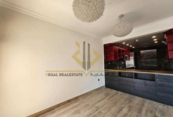 969414 - Property Image 3