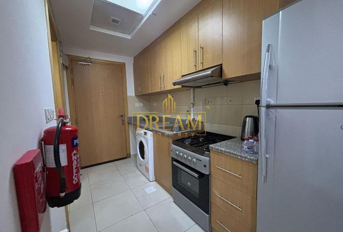 1000712 - Property Image 2