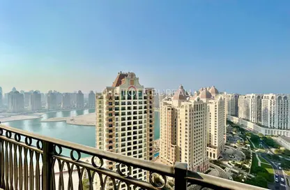 Penthouse - 3 Bedrooms - 5 Bathrooms for rent in Floresta Gardens - Floresta Gardens - The Pearl Island - Doha