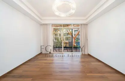 Apartment - 2 Bedrooms - 3 Bathrooms for rent in Gewan Island - The Pearl Island - Doha
