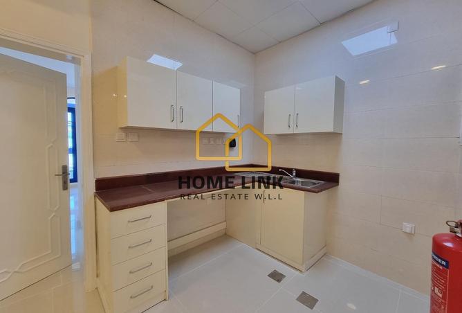 976280 - Property Image 2