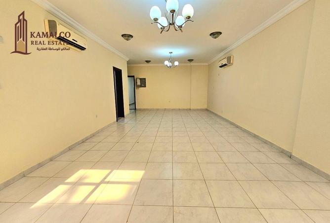 940231 - Property Image 2