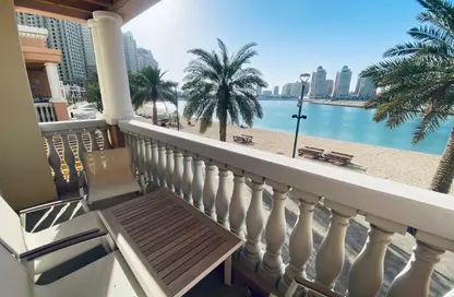 Townhouse - 1 Bedroom - 2 Bathrooms for rent in Viva West - Viva Bahriyah - The Pearl Island - Doha