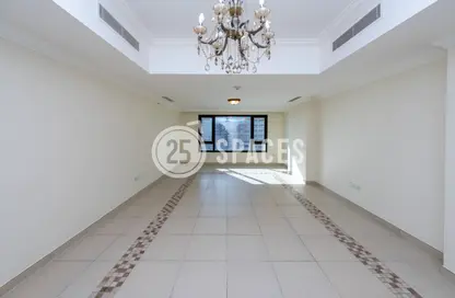 Apartment - 1 Bedroom - 2 Bathrooms for rent in East Porto Drive - Porto Arabia - The Pearl Island - Doha
