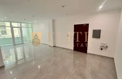 Apartment - 2 Bedrooms - 3 Bathrooms for rent in Al Sadd Road - Al Sadd - Doha