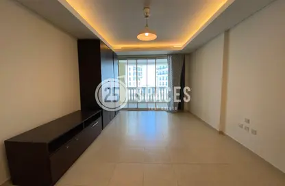 Apartment - Studio - 1 Bathroom for rent in Viva East - Viva Bahriyah - The Pearl Island - Doha