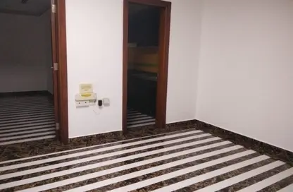 Apartment - 1 Bedroom - 1 Bathroom for rent in Al Mansoura - Al Mansoura - Doha