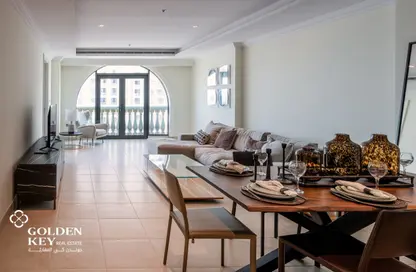 شقة - 2 غرف نوم - 3 حمامات للايجار في طريق بورتو الغربي - بورتو أرابيا - جزيرة اللؤلؤة - الدوحة