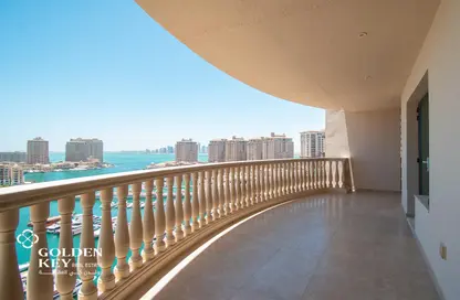 Apartment - 3 Bedrooms - 4 Bathrooms for rent in West Porto Drive - Porto Arabia - The Pearl Island - Doha