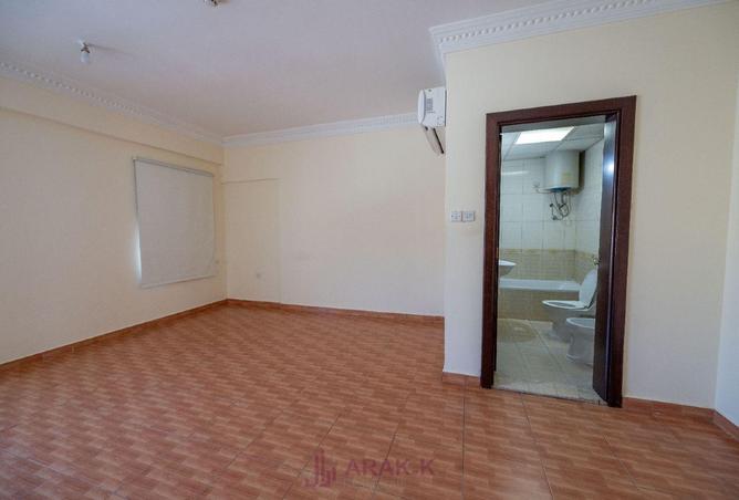 958420 - Property Main Image