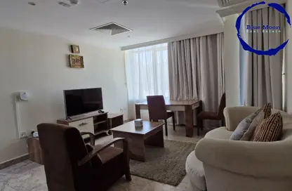 Apartment - 1 Bedroom - 2 Bathrooms for rent in Musheireb - Musheireb - Doha