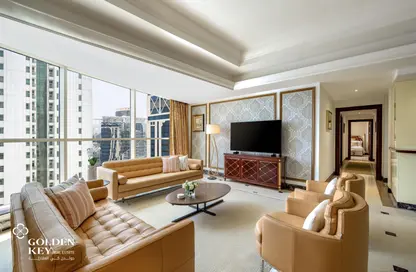 Living Room image for: Apartment - 3 Bedrooms - 4 Bathrooms for rent in West Bay Tower - West Bay - West Bay - Doha, Image 1