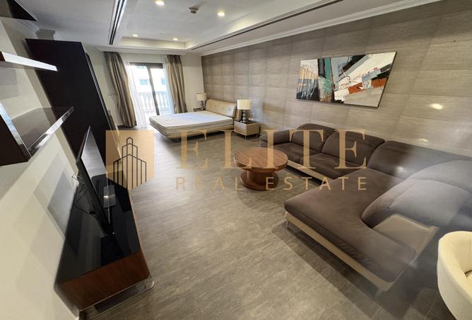 1004398 - Property Image 3