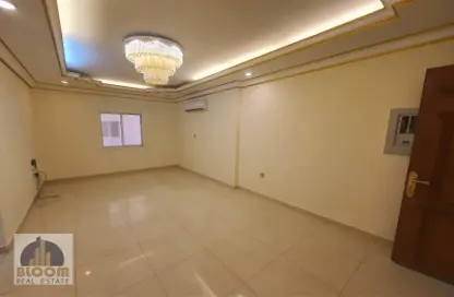 Apartment - 2 Bedrooms - 2 Bathrooms for rent in Al Sadd Road - Al Sadd - Doha