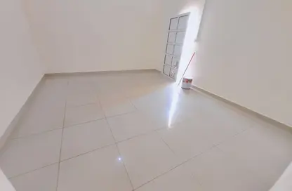 Apartment - 1 Bedroom - 1 Bathroom for rent in Fereej Kulaib - Doha