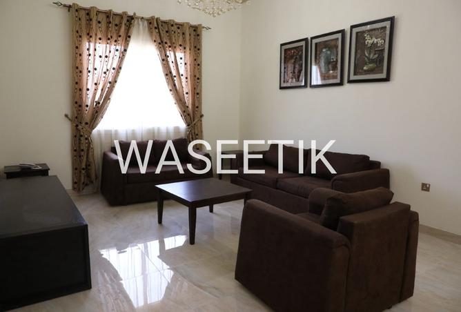 990436 - Property Image 2