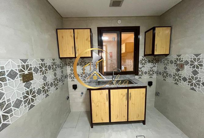 963080 - Property Image 3