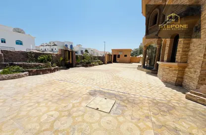 Villa - 7+ Bedrooms - 7+ Bathrooms for rent in West Bay Villas - West Bay - West Bay - Doha