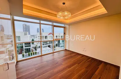 شقة - 2 غرف نوم - 4 حمامات للبيع في كريستال ريزيدنس - جزيرة جيوان - جزيرة اللؤلؤة - الدوحة